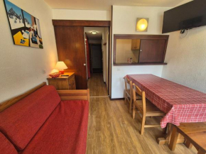 Appartement au pied des pistes à Tignes - Balcon, Parking, Ski, et Activités Incluses - FR-1-502-409